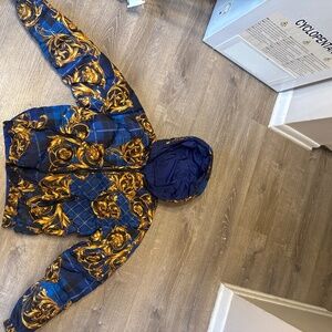 Versache borraco blue reversible puff coat
